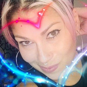 Meet your Posher, Hazel